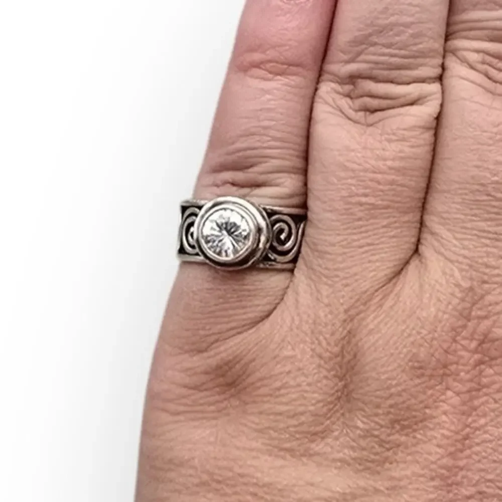 Silpada Solitaire Retired Sterling Silver Eternity Swirl Ring – Size 7.5 - Picture 13 of 13